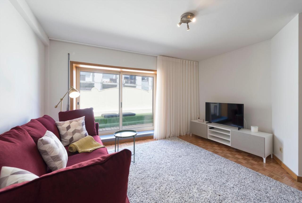 Apartament Rua De Camoes *
